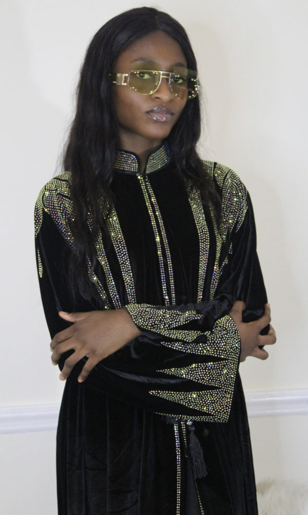 BELAKI GOLD VELVET ABAYA - Image 7